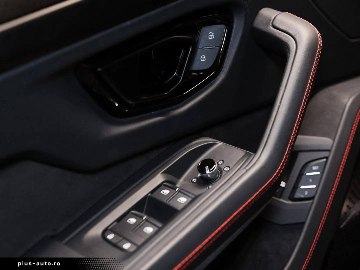 LAMBORGHINI Urus SE   B&O   Panorama   23 inch   BTW   Facto