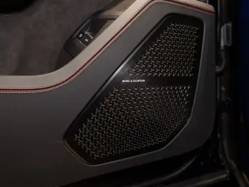 LAMBORGHINI Urus SE   B&O   Panorama   23 inch   BTW   Facto
