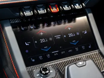 LAMBORGHINI Urus SE   B&O   Panorama   23 inch   BTW   Facto
