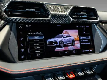 LAMBORGHINI Urus SE   B&O   Panorama   23 inch   BTW   Facto