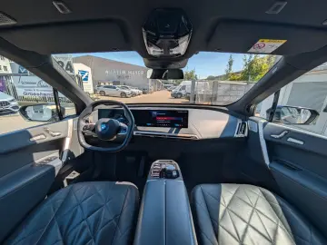 BMW iX M60  AHK SOFT INDIVIDUAL 111KW 95%SOH ICONIC