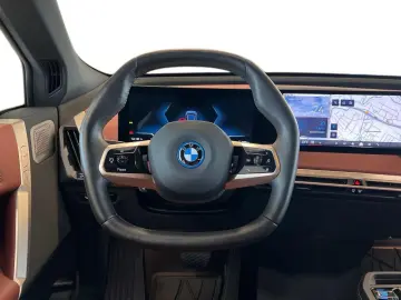 BMW iX M60 B&W   Massage   Laser