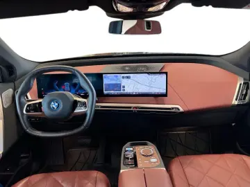 BMW iX M60 B&W   Massage   Laser