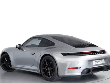 Porsche 992 -2 Carrera S SportDesign Sportabgas