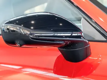 Porsche 992 911 Carrera 4 GTS