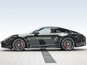 Porsche 992 911 Carrera 4S Sportabgas