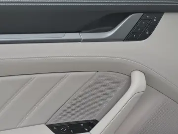 Porsche 992 911 Carrera 4S Sportabgas