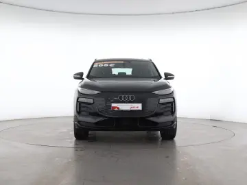 Audi Q6 Sportback e-tron LED headlights plus   AHK
