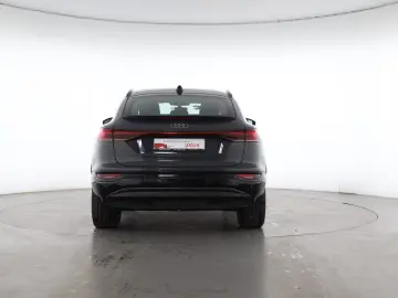 Audi Q6 Sportback e-tron LED headlights plus   AHK