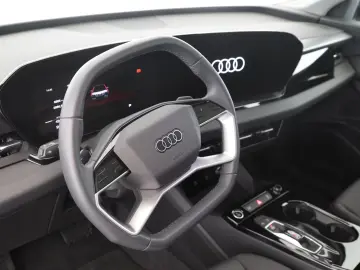 Audi Q6 Sportback e-tron LED headlights plus   AHK