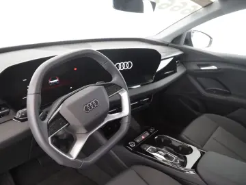 Audi Q6 Sportback e-tron LED headlights plus   AHK
