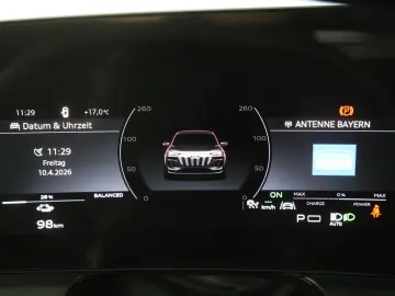 Audi Q6 Sportback e-tron LED headlights plus   AHK