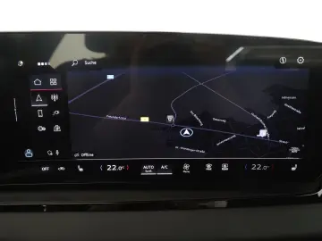 Audi Q6 Sportback e-tron LED headlights plus   AHK