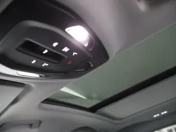 Audi Q6 Sportback e-tron LED headlights plus   AHK