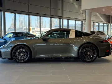 Porsche 992 911 Targa 4S Clubleder Liftsystem