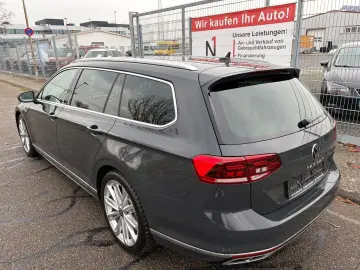 VW Passat R-Line
