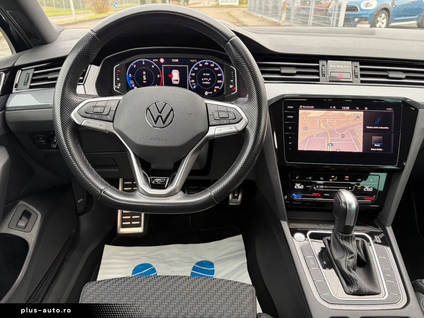 VW Passat R-Line