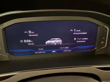 VW Passat R-Line