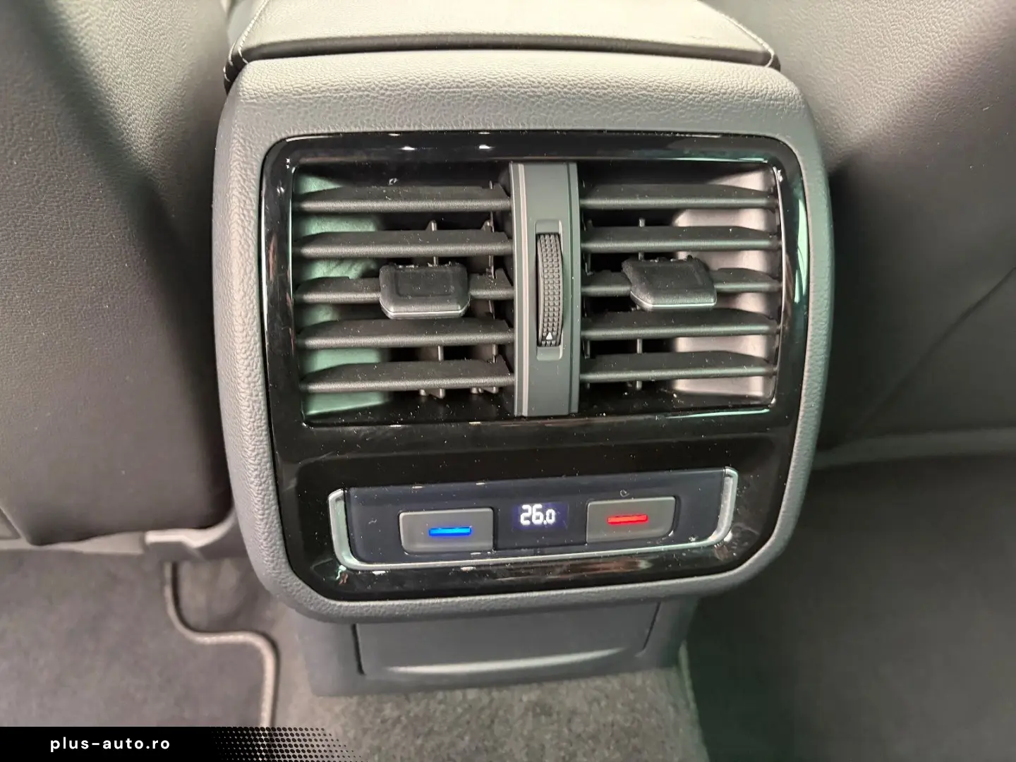 VW Passat R-Line