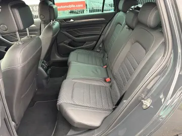 VW Passat R-Line