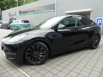 TESLA Model Y Performance Dual AWD 21ZOLL PANO AUTOP A