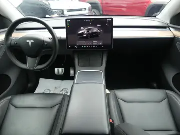 TESLA Model Y Performance Dual AWD 21ZOLL PANO AUTOP A