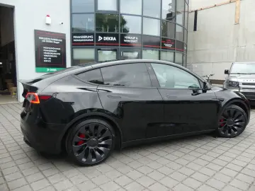 TESLA Model Y Performance Dual AWD 21ZOLL PANO AUTOP A