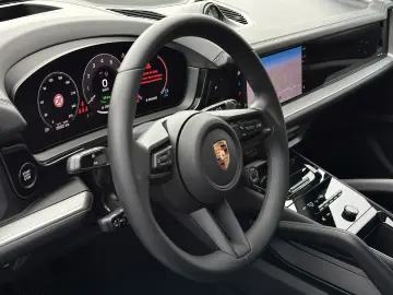 PORSCHE Cayenne E-Hybrid PANO BOSE SHZ V H