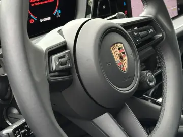 PORSCHE Cayenne E-Hybrid PANO BOSE SHZ V H