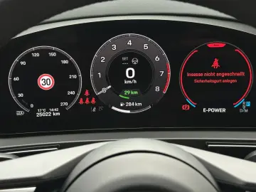 PORSCHE Cayenne E-Hybrid PANO BOSE SHZ V H