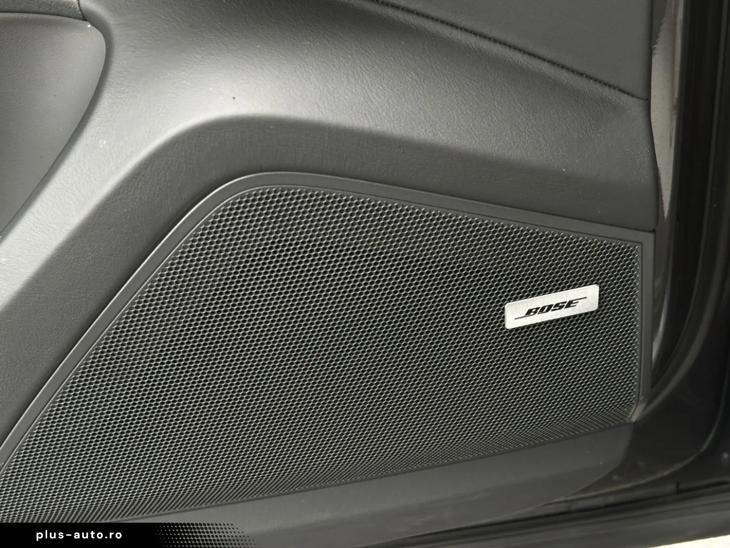 PORSCHE Cayenne E-Hybrid PANO BOSE SHZ V H