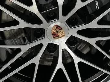 PORSCHE Cayenne E-Hybrid PANO BOSE SHZ V H