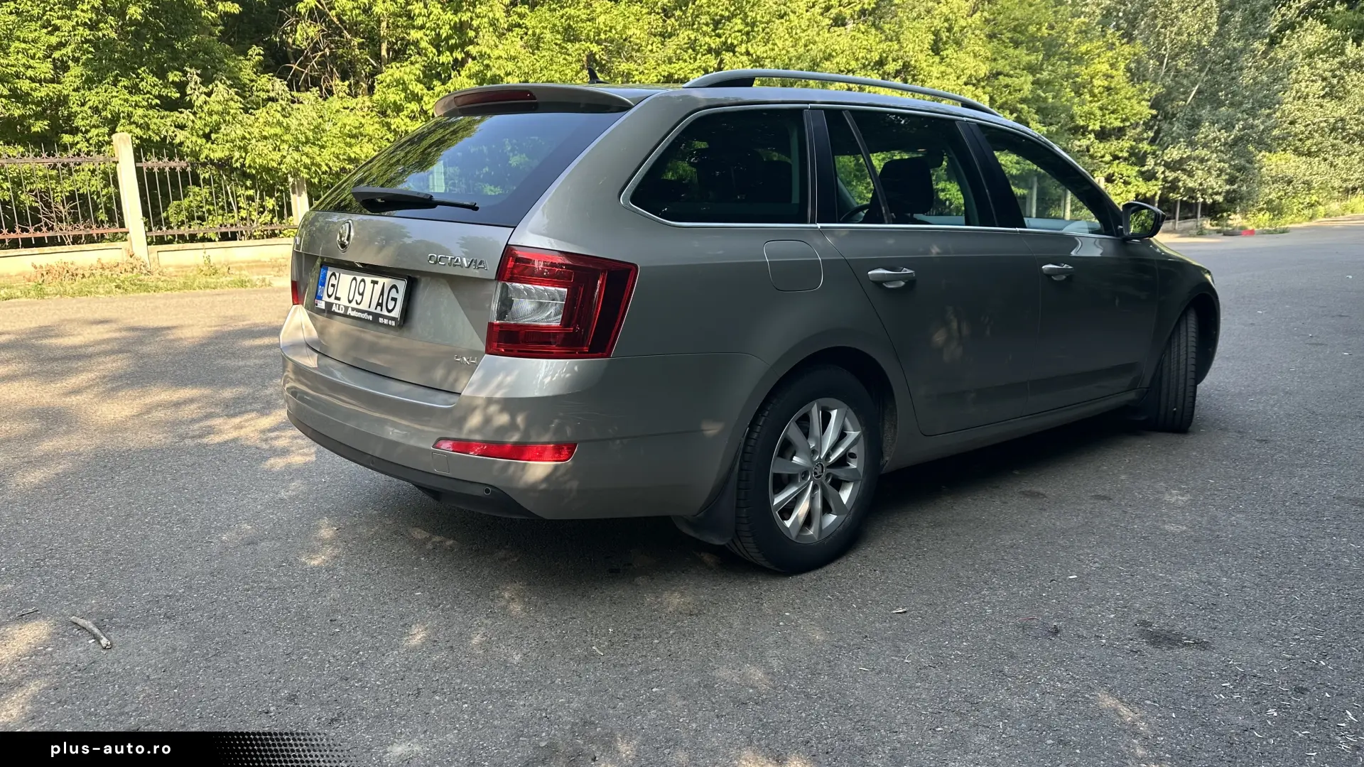 SKODA Octavia 2016 — imagine 4