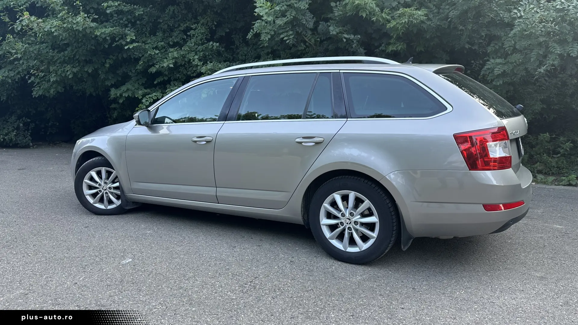 SKODA Octavia 2016 — imagine 5