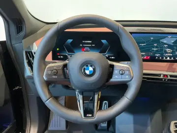 BMW iX xDrive60 AHK
