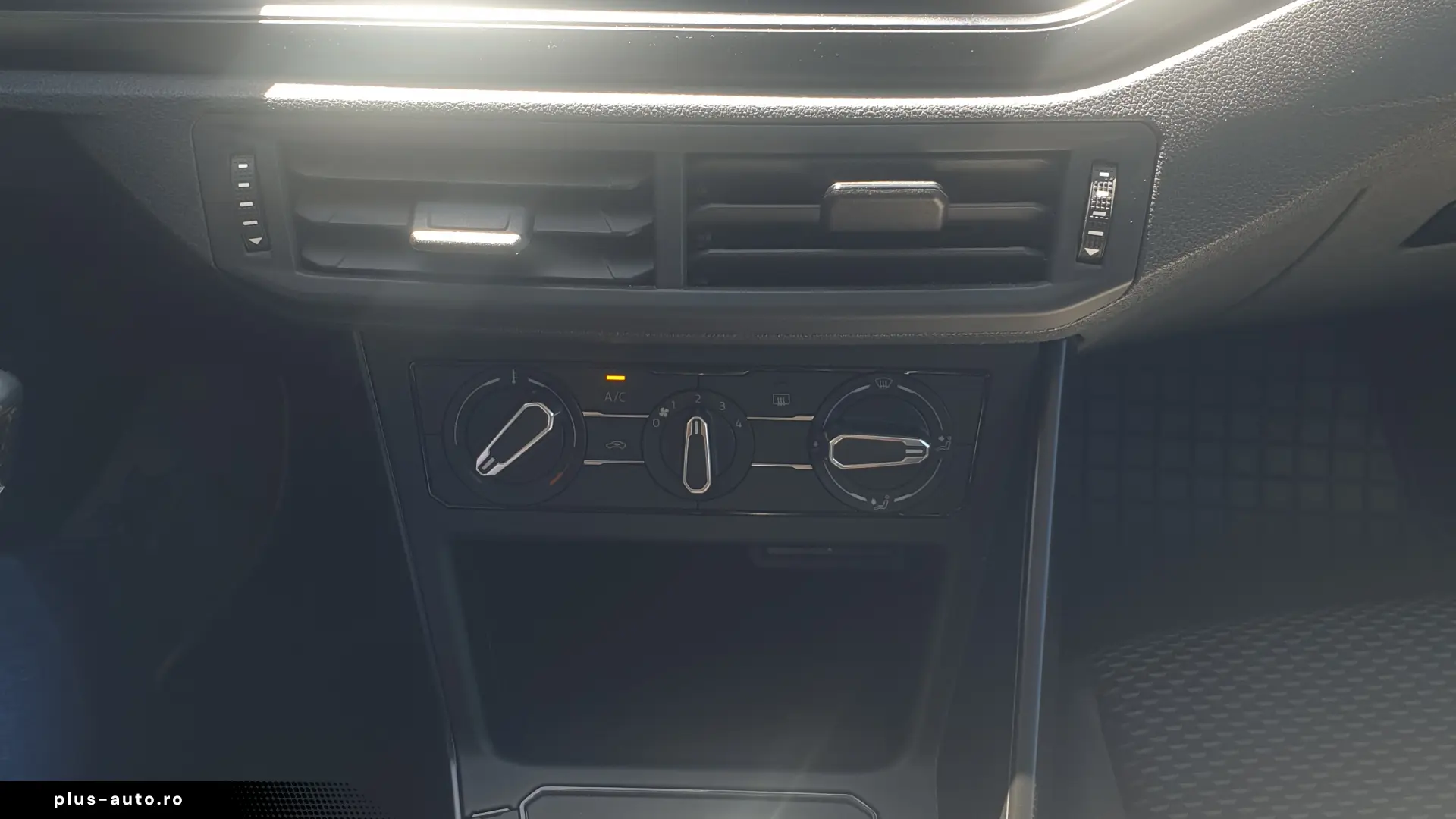 Volkswagen Polo 2021 1.0 MPI Trendline – Doar 52.630 km