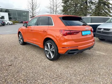 AUDI Q3 S line TDI S tronic Kamera Pano AHK ACC LED