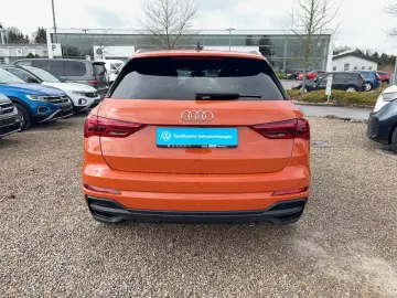 AUDI Q3 S line TDI S tronic Kamera Pano AHK ACC LED