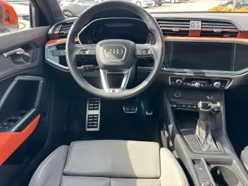 AUDI Q3 S line TDI S tronic Kamera Pano AHK ACC LED
