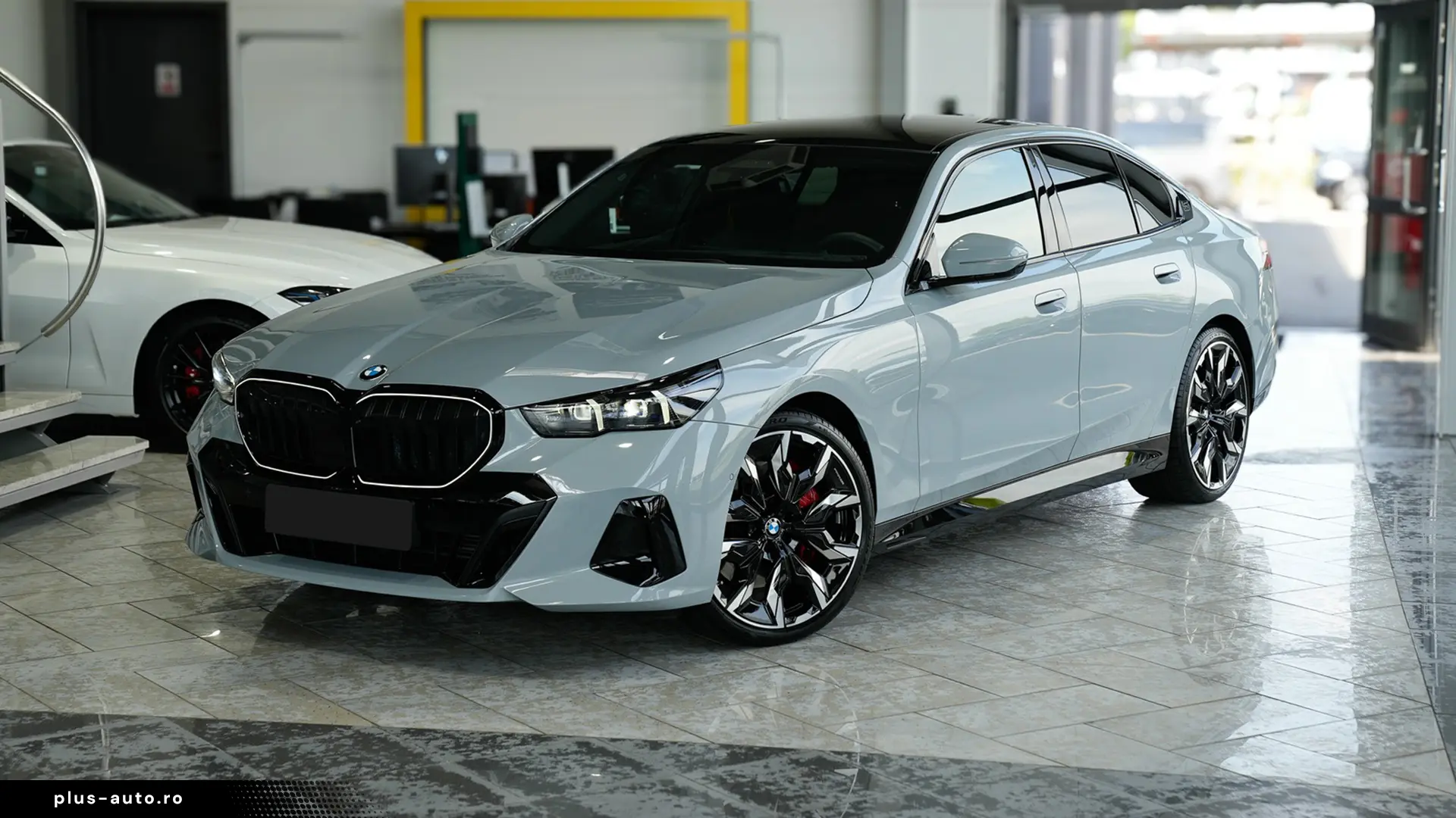BMW 540d xDrive M Sport PRO B&W Pano Vent  Finanțare Leasing