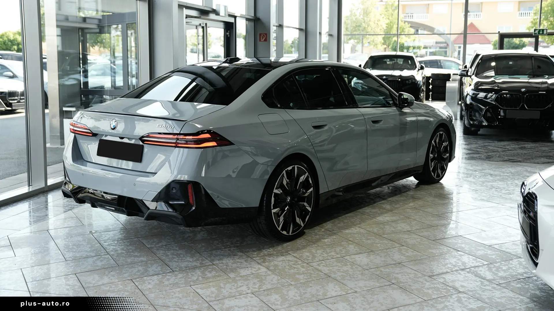 BMW 540d xDrive M Sport PRO B&W Pano Vent  Finanțare Leasing