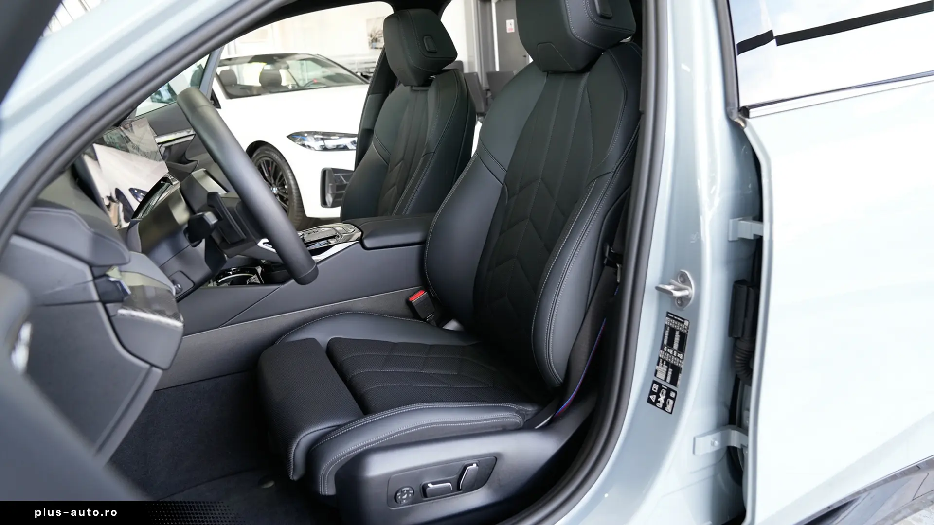BMW 540d xDrive M Sport PRO B&W Pano Vent  Finanțare Leasing