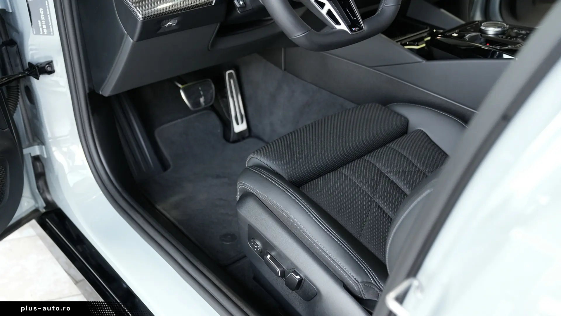 BMW 540d xDrive M Sport PRO B&W Pano Vent  Finanțare Leasing