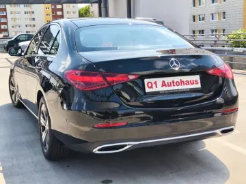 MERCEDES-BENZ C 180 AVANTG. T.LEDER RFK PARK-SPURASS…