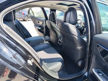 MERCEDES-BENZ C 180 AVANTG. T.LEDER RFK PARK-SPURASS…
