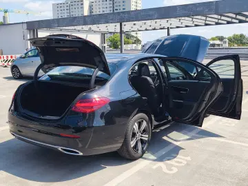 MERCEDES-BENZ C 180 AVANTG. T.LEDER RFK PARK-SPURASS…
