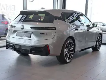 BMW iX M70 xDrive UPE