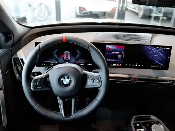 BMW iX M70 xDrive UPE