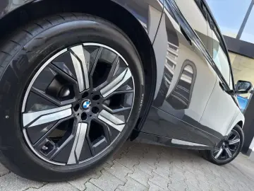 BMW iX xDrive60 DA Prof PA Prof 2