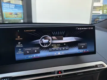BMW iX xDrive60 DA Prof PA Prof 2